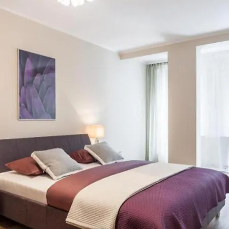 Διαμέρισμα Absyntapartments Old Town